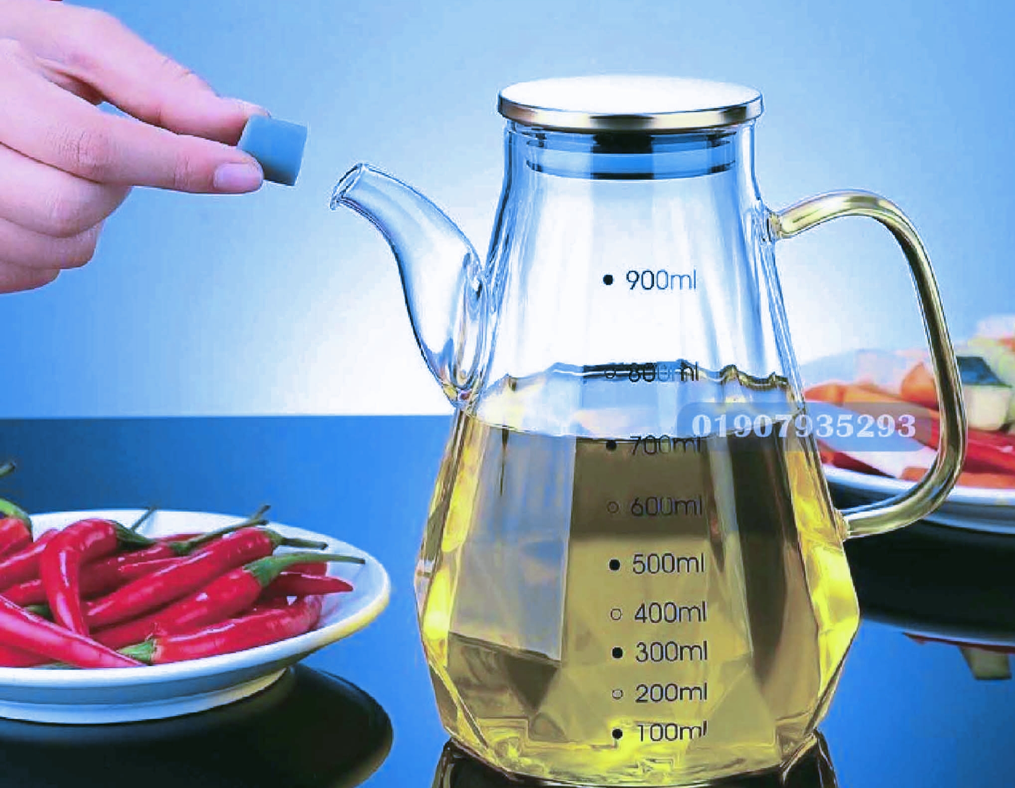 গ্লাস অয়েল পট