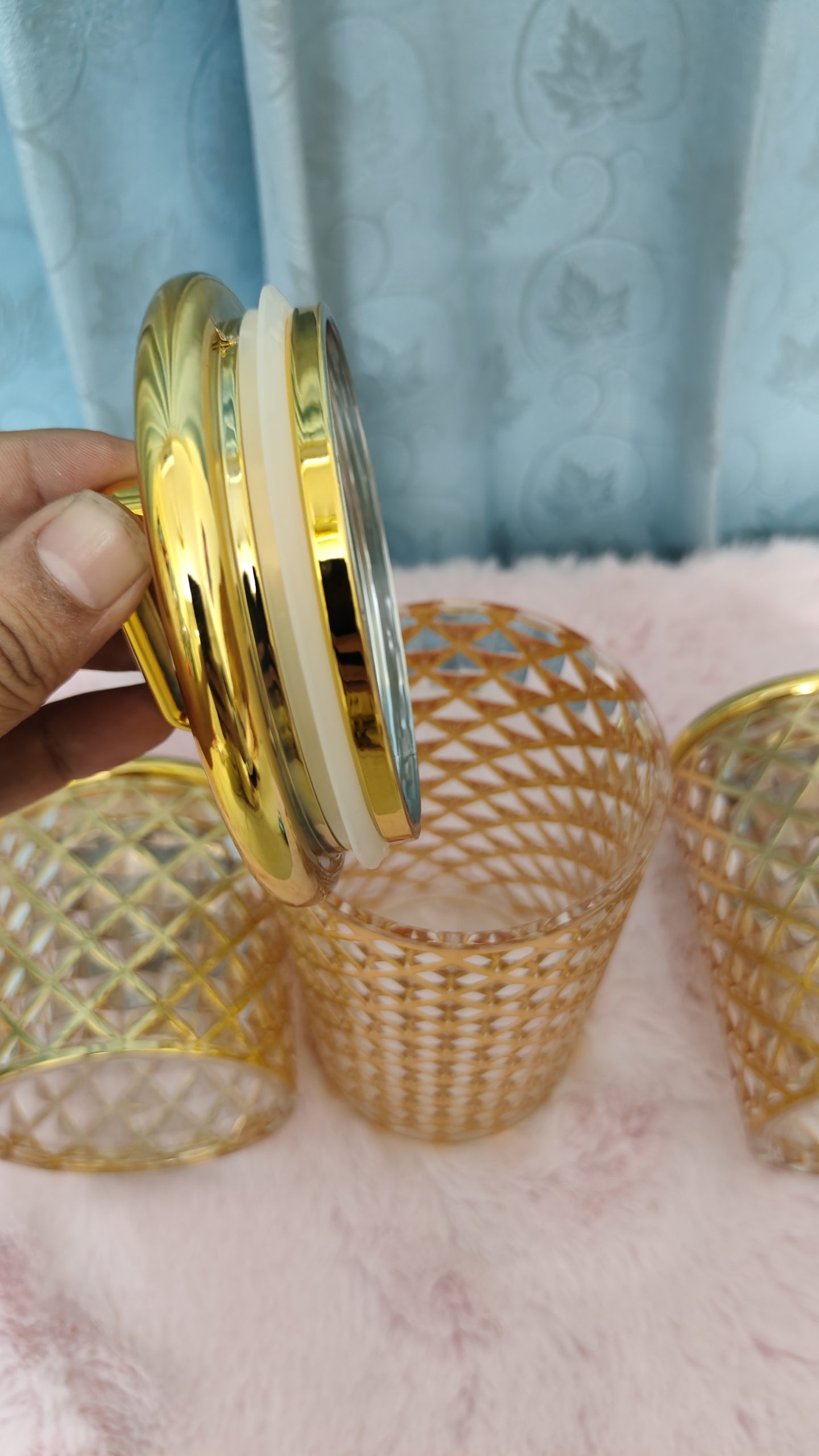 Royal storage jar set - Image 5